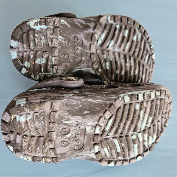 Crocs Toddler 5 Blue Tie Marble Dye Slip On Clogs 🐊 - Picture 3 of 6